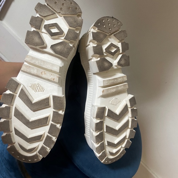 Palladium Black and White Chunky Sneakers - Picture 7 of 8